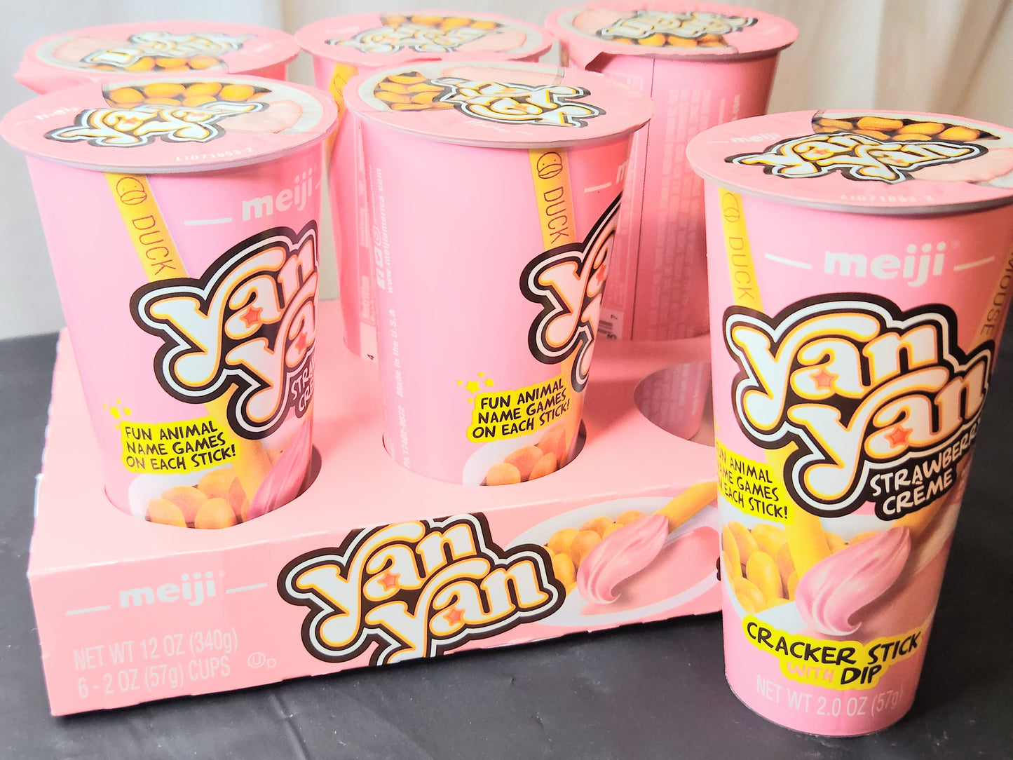 Meiji Yan Yan Strawberry